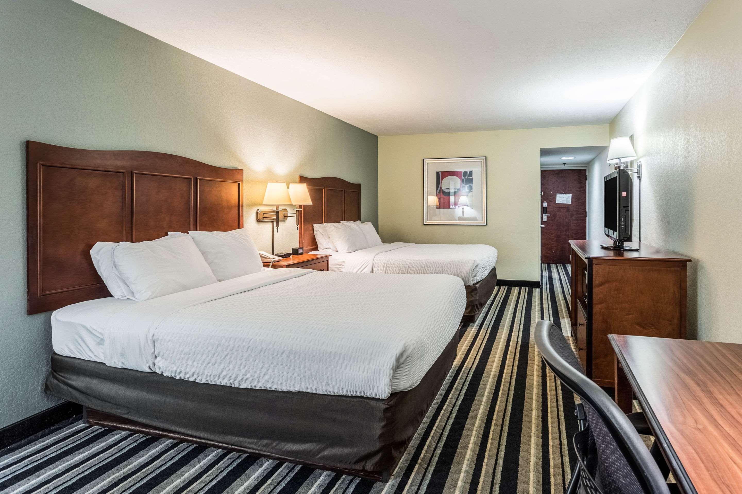 Clarion Pointe Huntsville Research Park Экстерьер фото