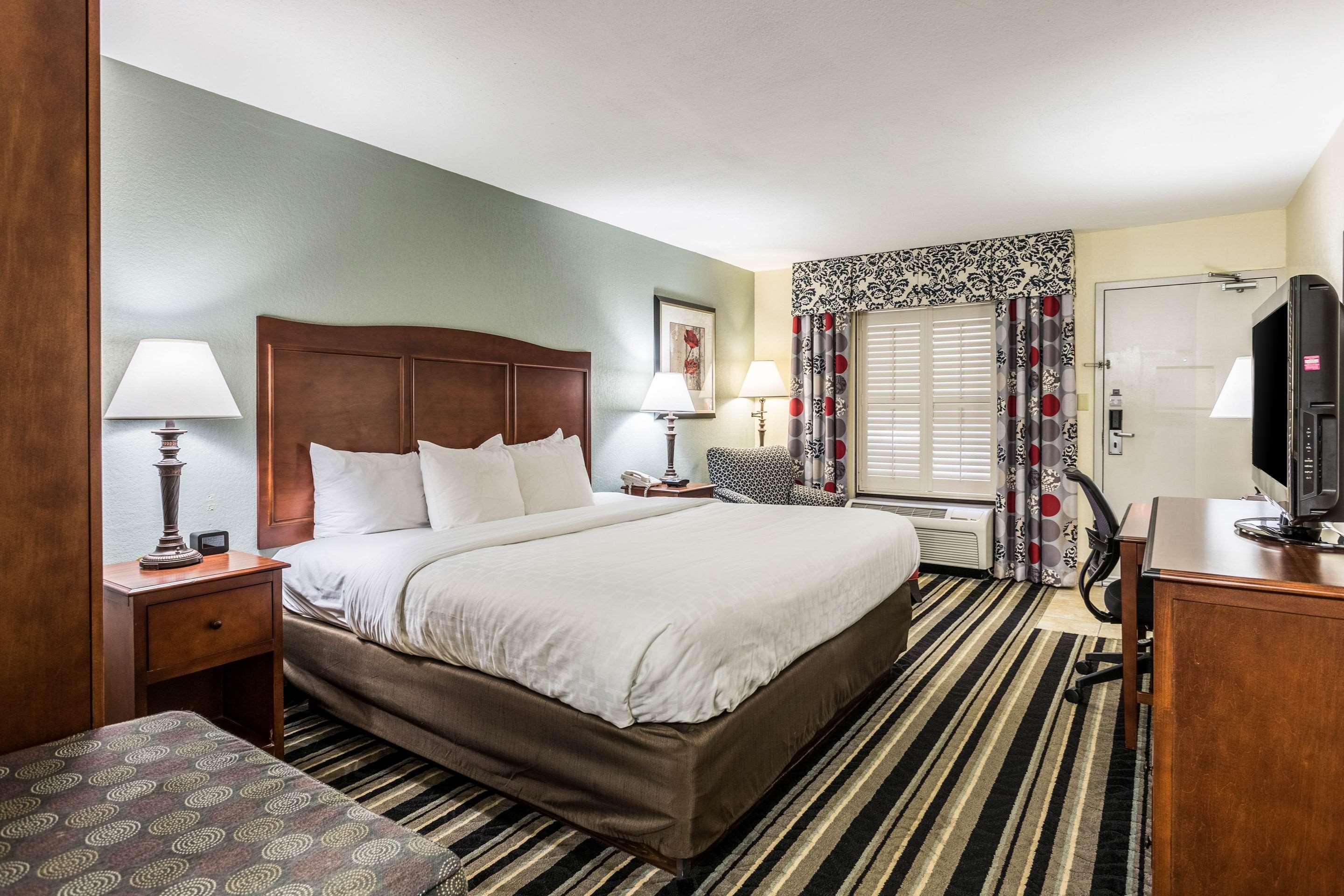 Clarion Pointe Huntsville Research Park Экстерьер фото
