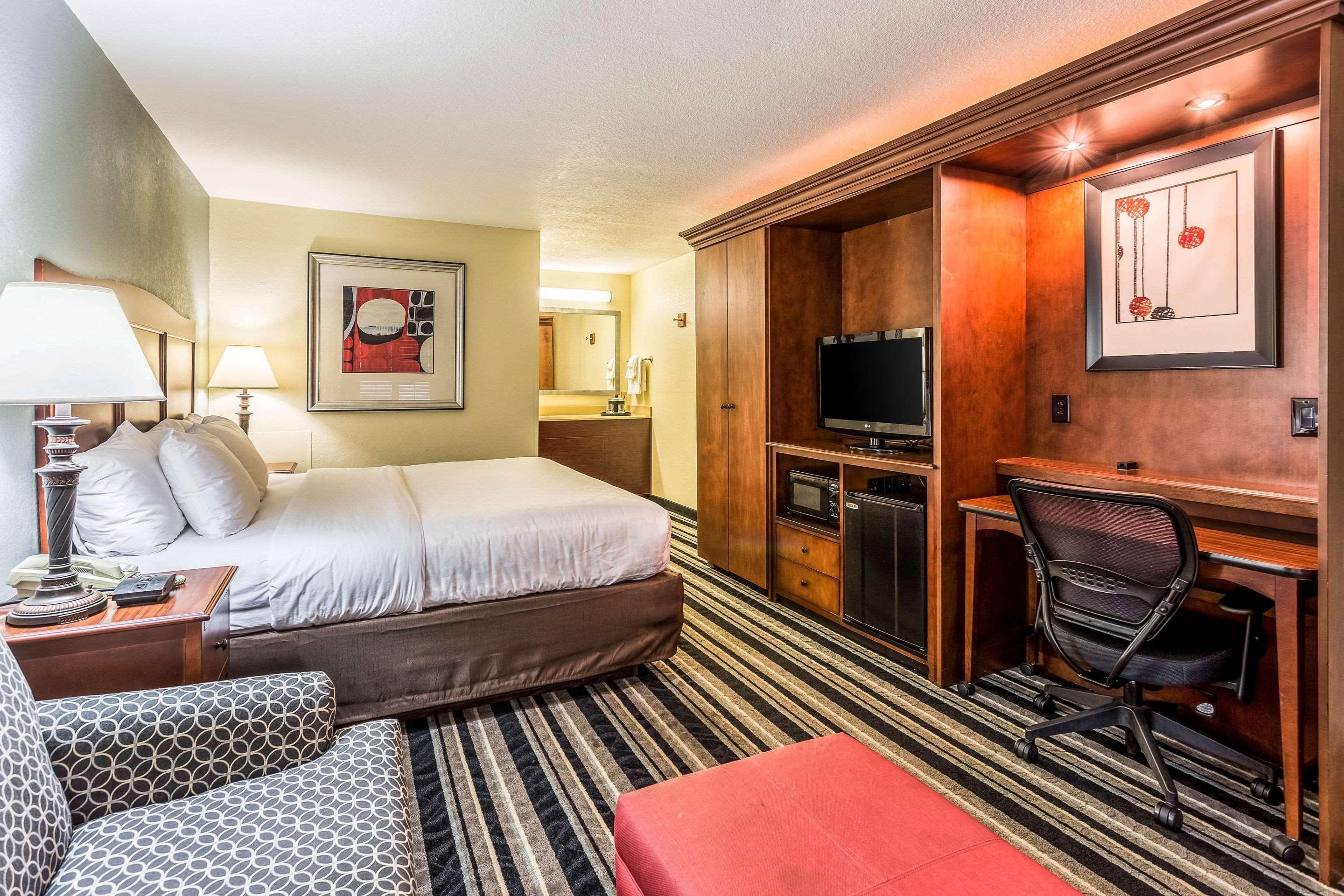 Clarion Pointe Huntsville Research Park Экстерьер фото
