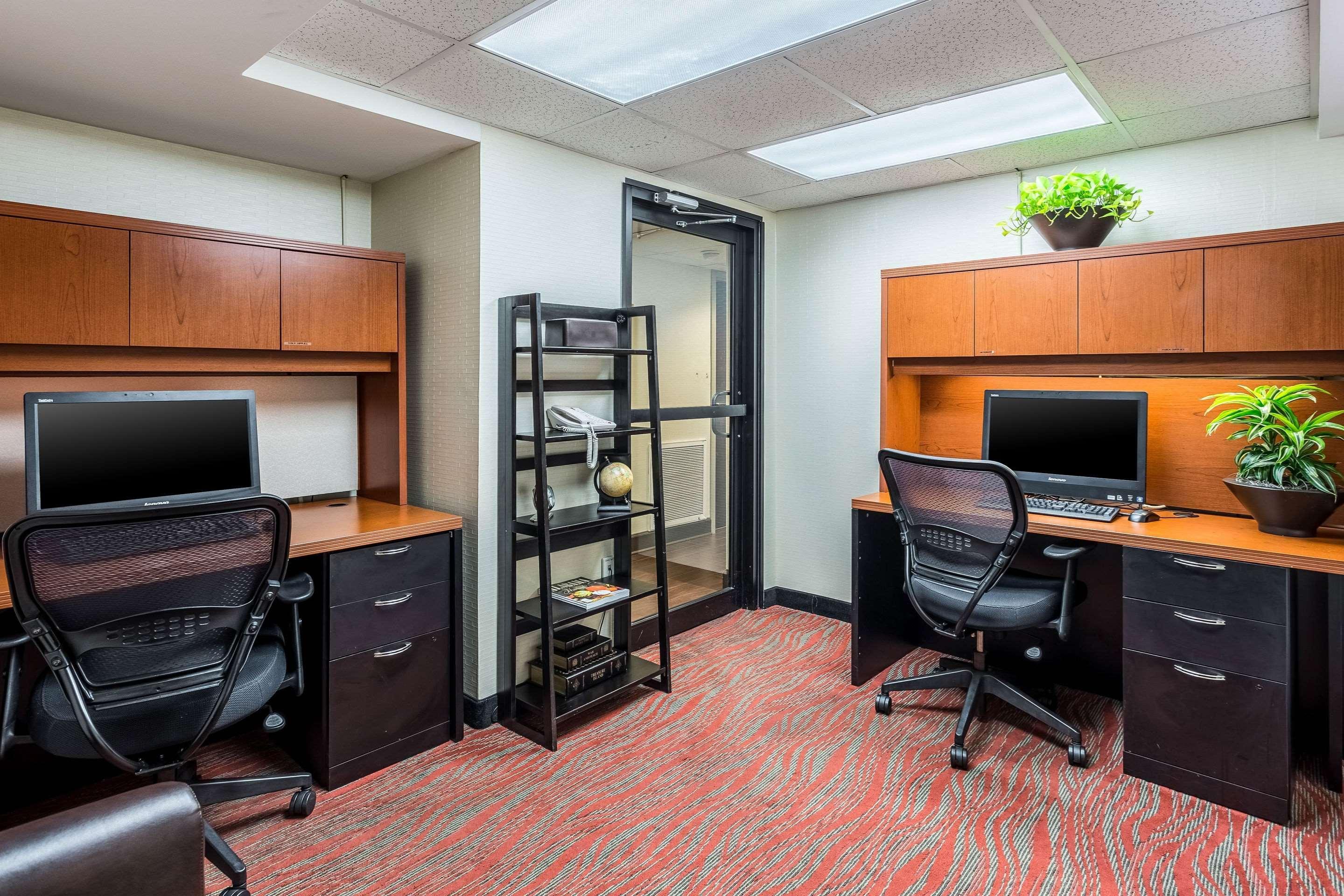 Clarion Pointe Huntsville Research Park Экстерьер фото